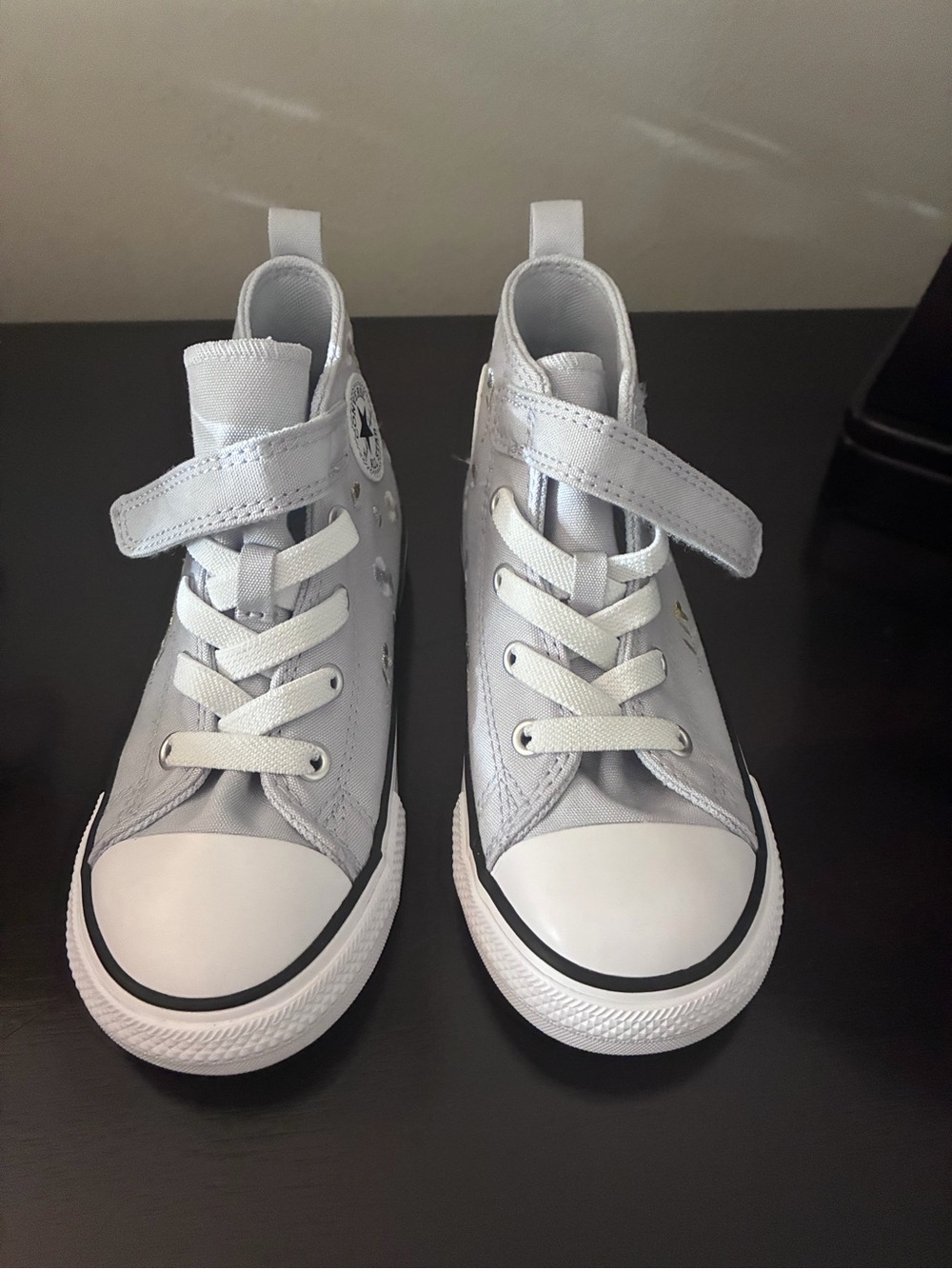 Brand new Kids High-Top Canvas Sneakers in Light blue/gray with Strap